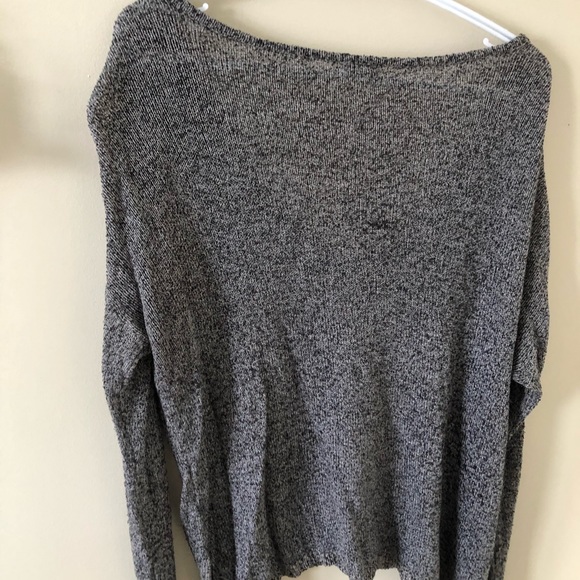 Speckled v-neck long sleeve wool sweater - Picture 3 of 3